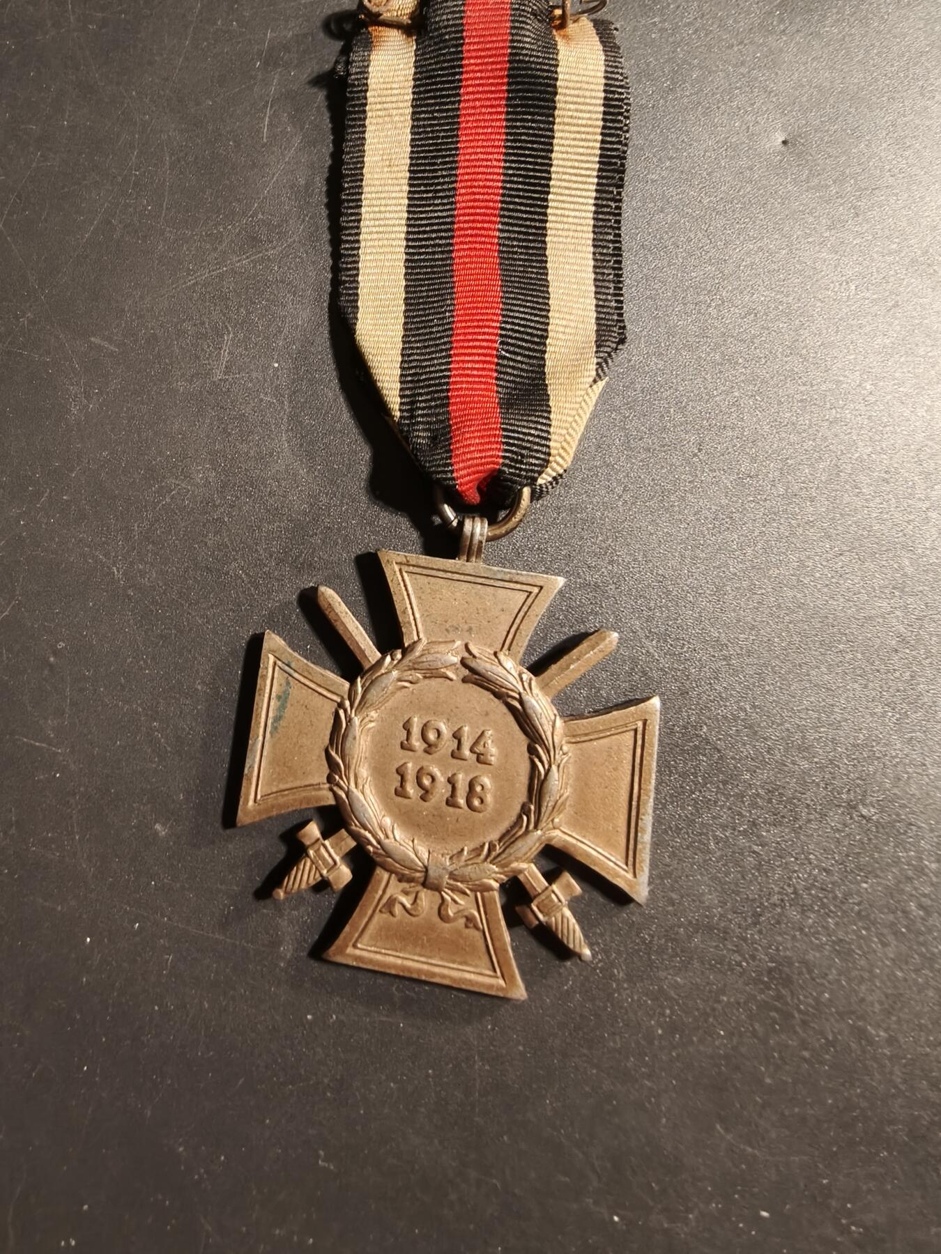 老王徽章第173期 德国一战兴登堡十字奖章    L.NBG.厂标