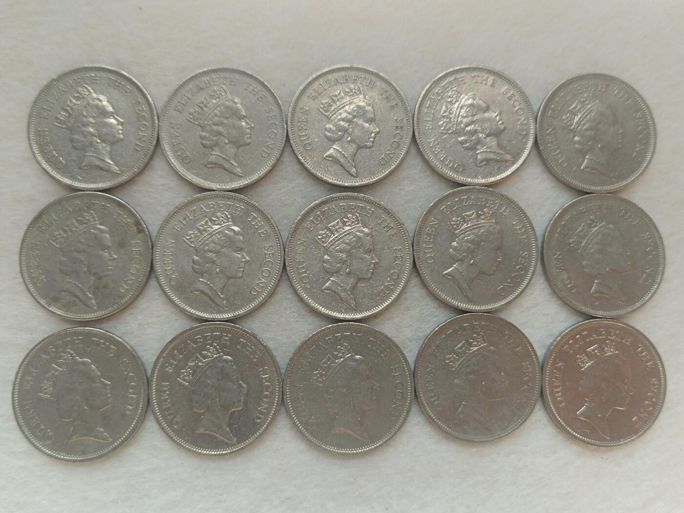 君烨收藏 0元起拍 散币场 每天一场 可留存 第21场 周日发货 26香港小一元