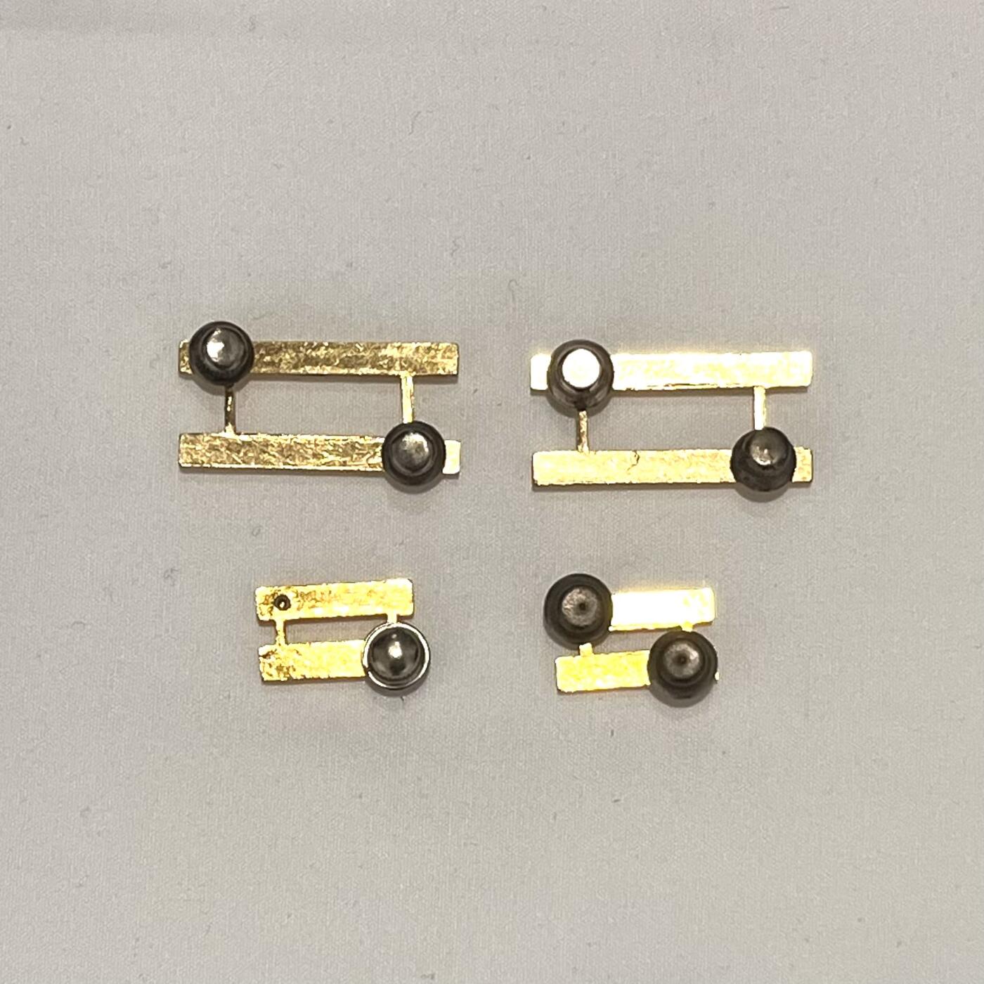 韵星假日拍卖第三十四期 -- Rimey Holidays Auction 34 空军中尉领章、肩章一组