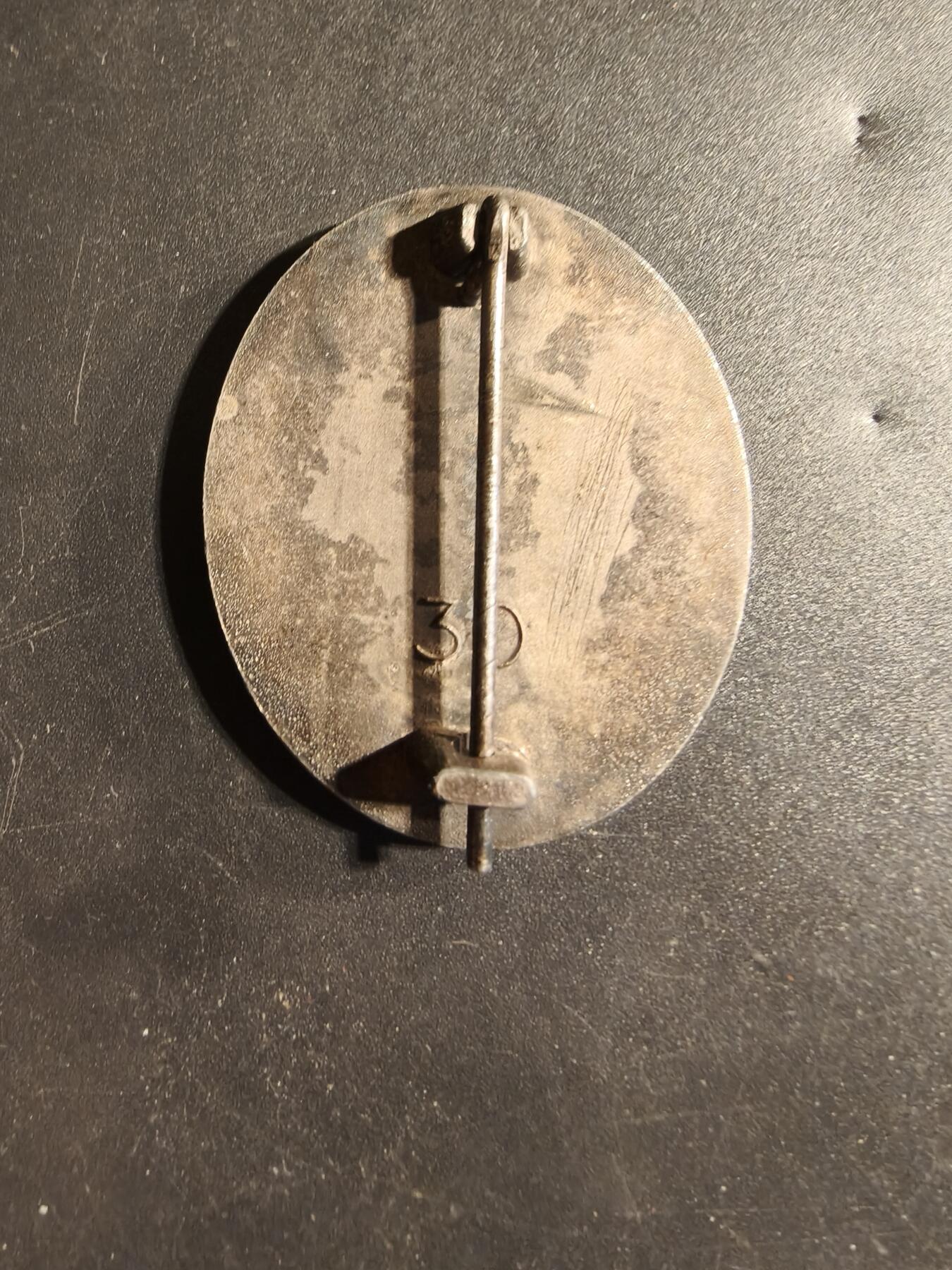 老王徽章第173期 德三银战伤奖章    磨标版   30厂