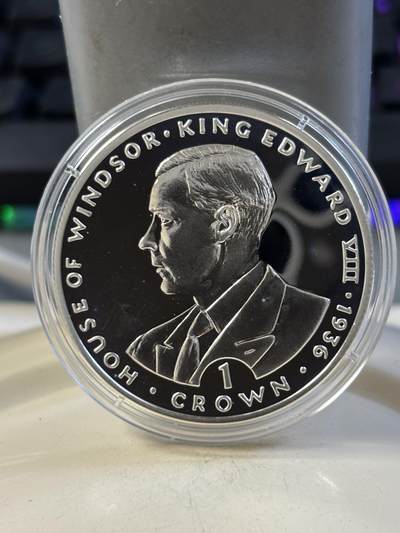 第186期拍卖 - 直布罗陀1993年爱德华八世纪念银币带证书，28.28克，925银，有氧化，银价471