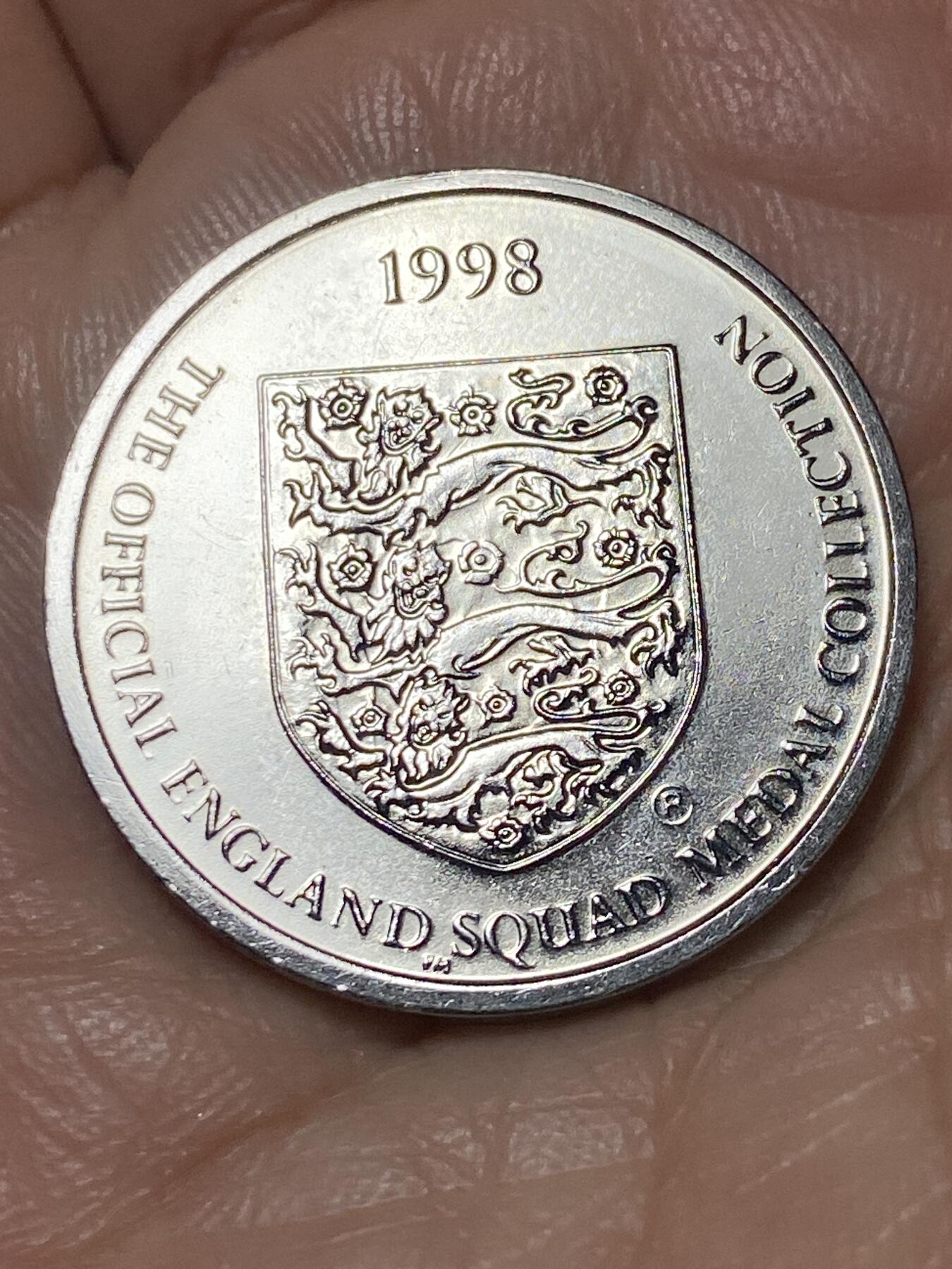 2026年第二场(总第一百七十一场）外国好品散币场(免佣金) 英国🇬🇧1998年法国世界杯纪念章(英格兰队传奇左后卫格雷姆·勒索克斯)