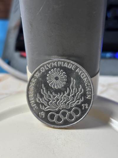 第186期拍卖 - 德国1972年10马克 慕尼黑奥运会纪念银币，625银，15.53克，没有塑料盒，银价175