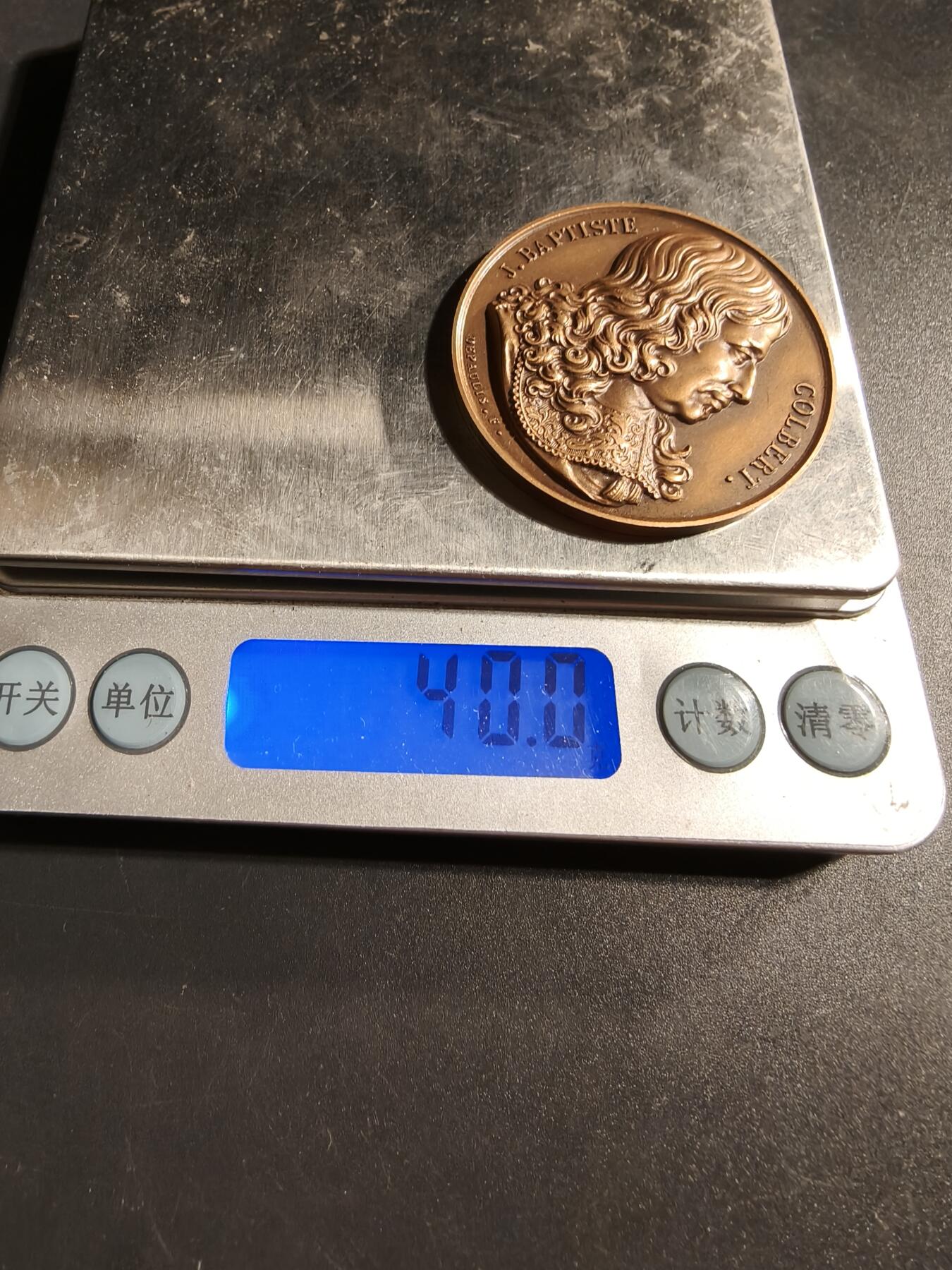 老王徽章第173期 法国兰斯工商会大铜章     直径41mm    重量40g