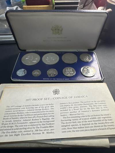 ❤️【币观天下】❤️ 第337期钱币拍卖- 2026.1.2周五晚上6点半场-长期征集拍品 - 牙买加1977年官方精制套币含2枚大银币42.8+41.6克925银