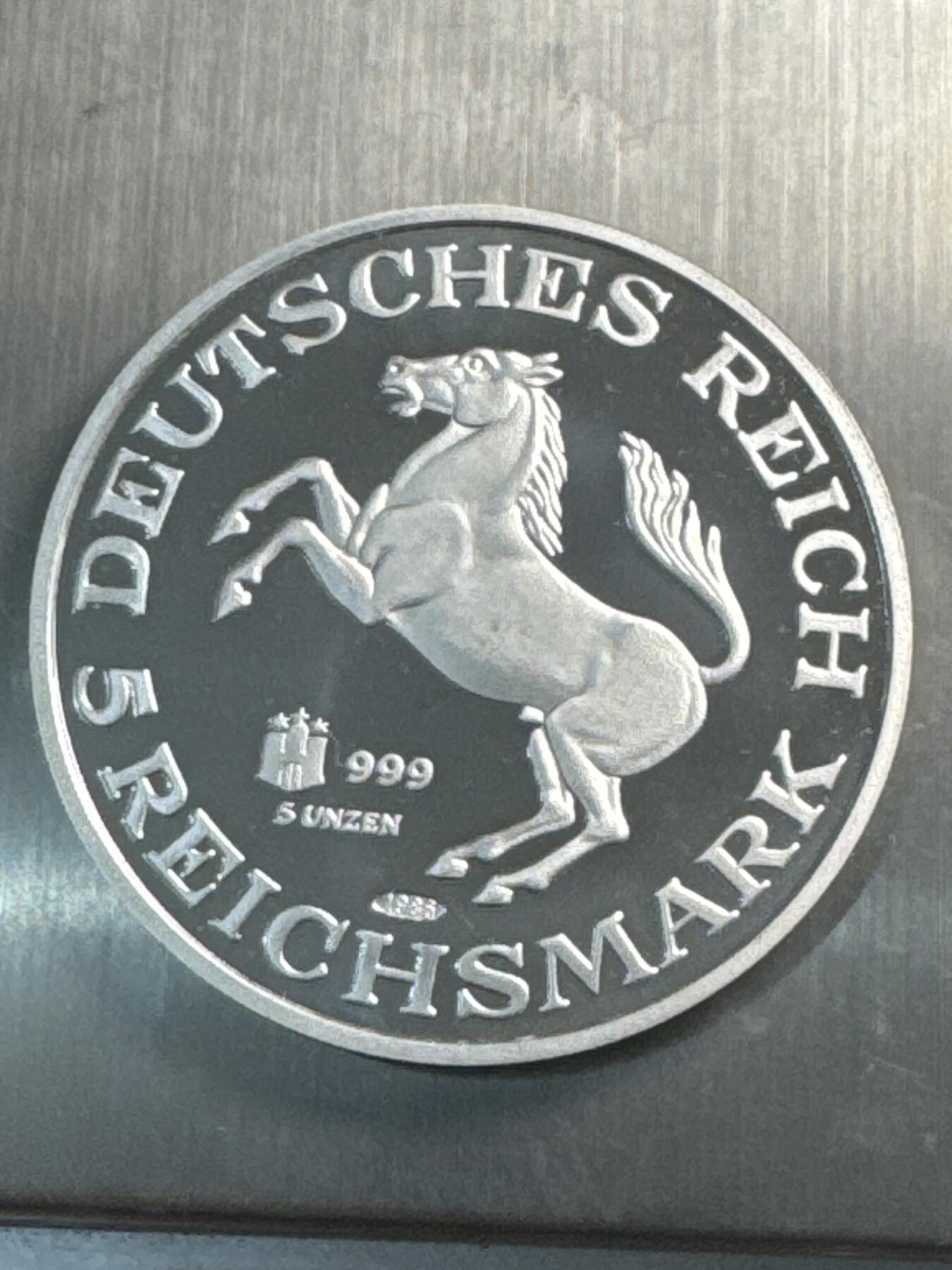 ❤️【币观天下】❤️ 第337期钱币拍卖- 2026.1.2周五晚上6点半场-长期征集拍品 德国魏玛1986年齐柏林飞艇5盎司999纪念银章155.24克