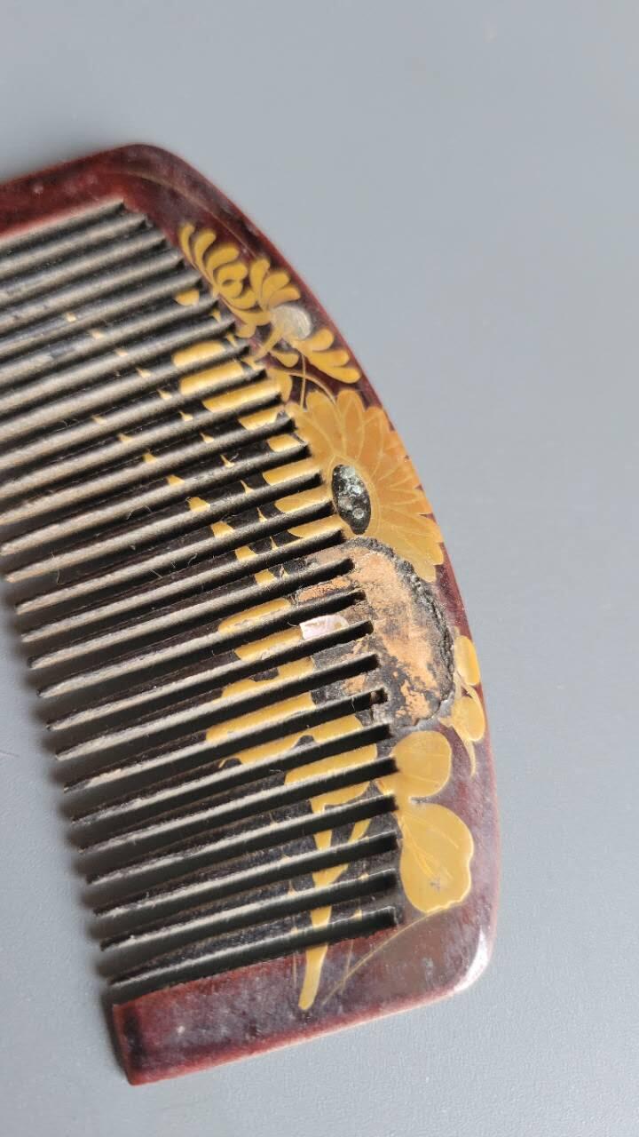 嘉宝良覃世界勋赏第21期拍卖 日本大正时期漆木梳