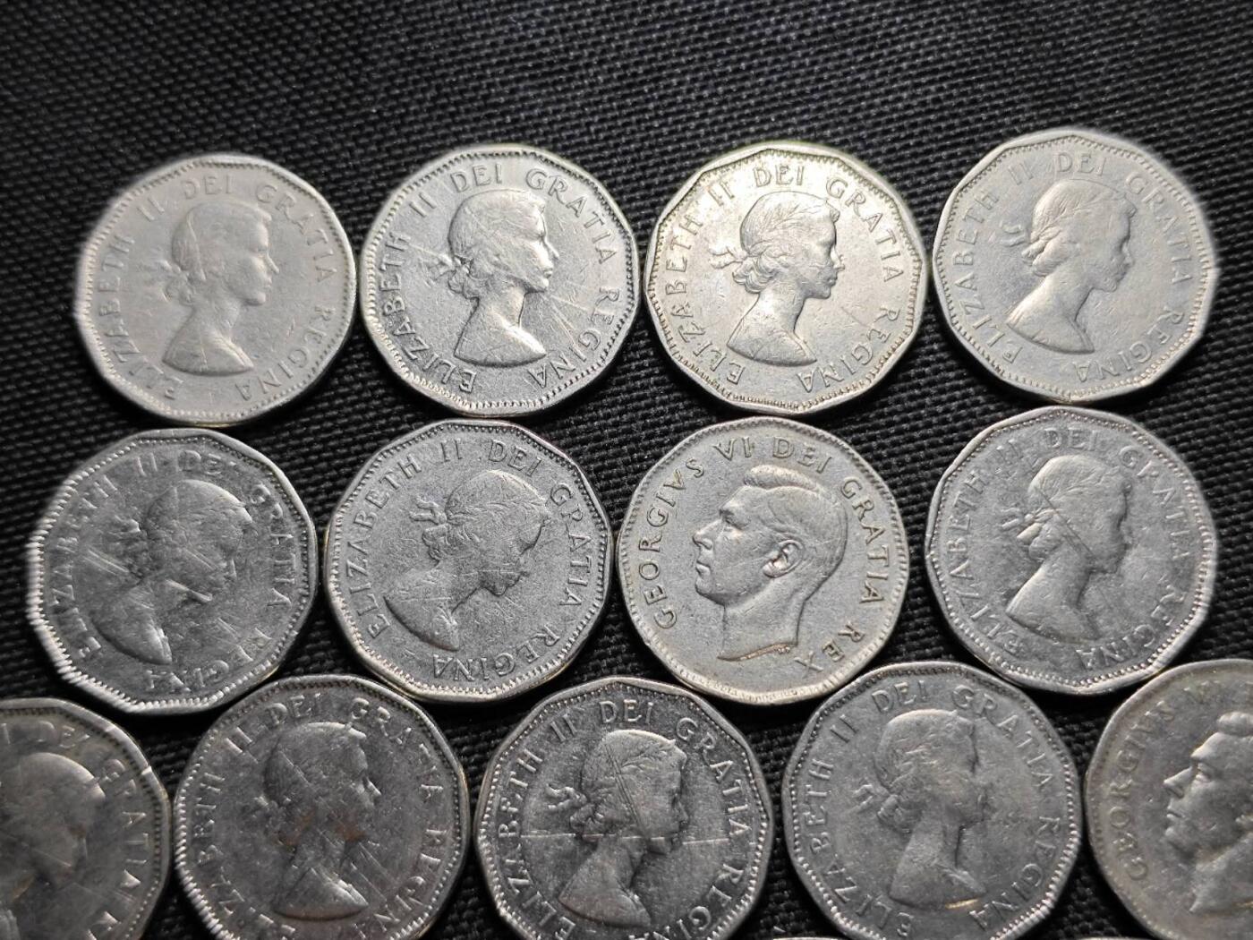 KK钱币收藏小铺 《套币 好品/批量散币专场》  2月预留时间 周末发货  加拿大多边形5分一组19枚