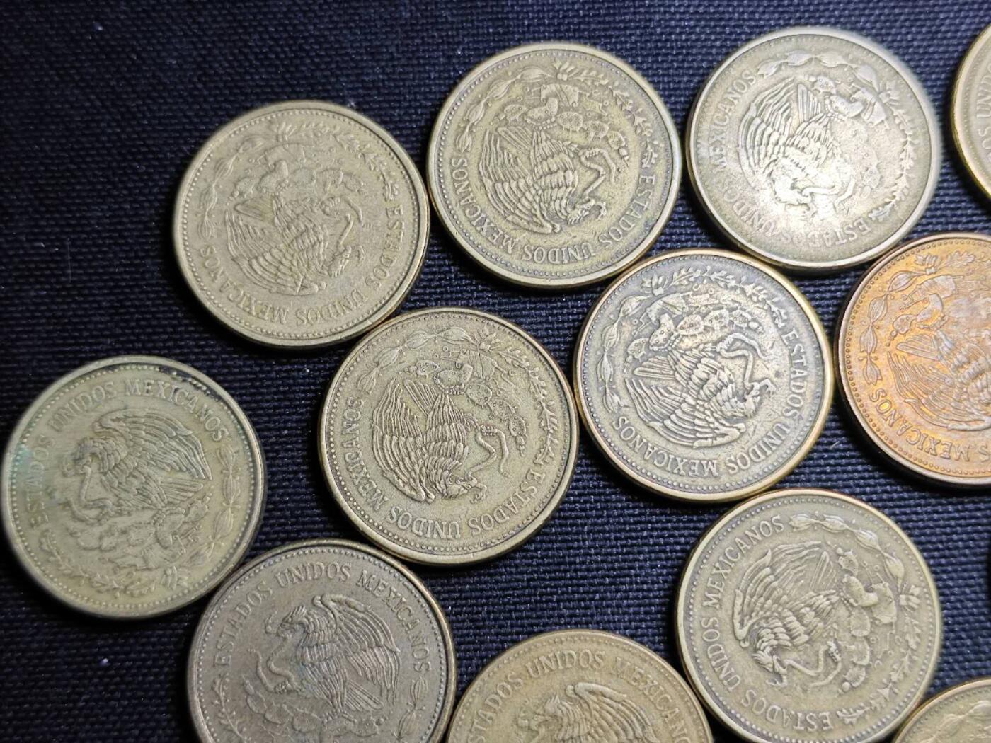 KK钱币收藏小铺 《套币 好品/批量散币专场》  2月预留时间 周末发货  墨西哥100比索24枚一组