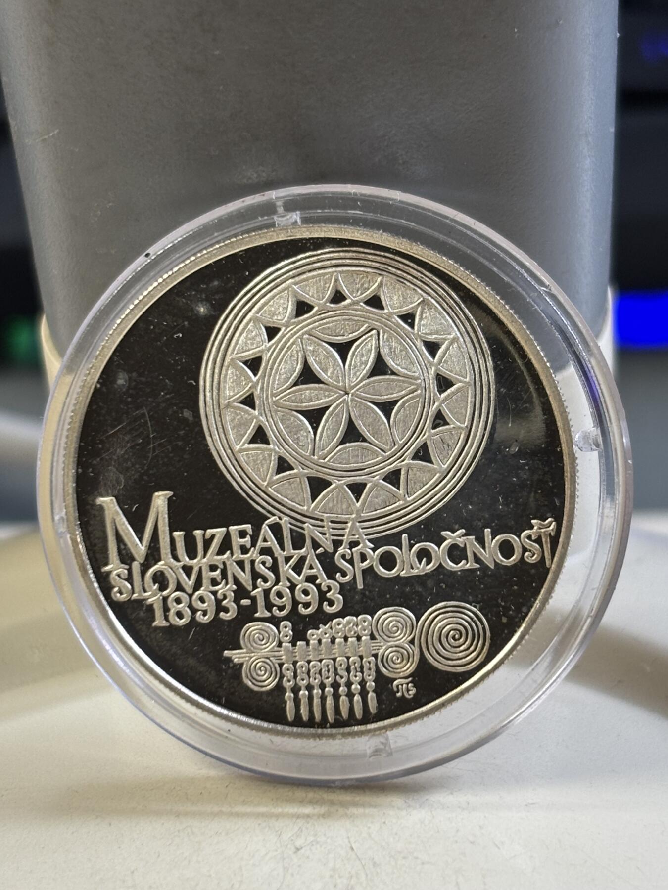 第186期拍卖 捷克斯洛伐克19936年斯洛伐克博物馆100周年纪念银币，700银，13克，银价162