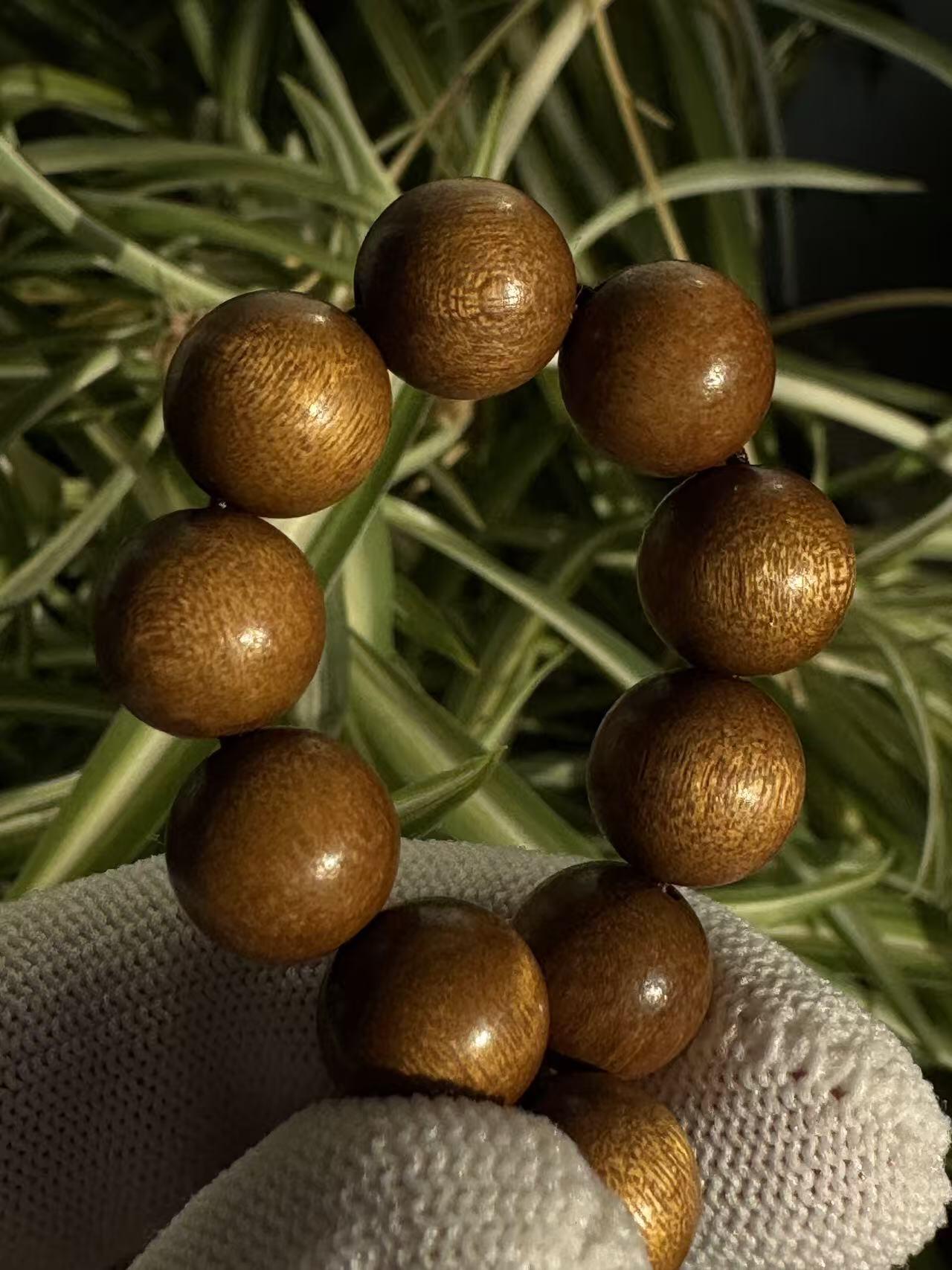 零元拍：金丝楠圆珠珠手串，10.5MM 金丝满满，满荧光，满手留香