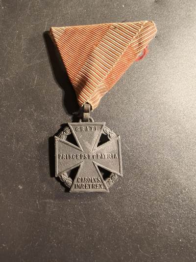 老王徽章第173期 - 奥匈帝国一战卡尔军团奖章