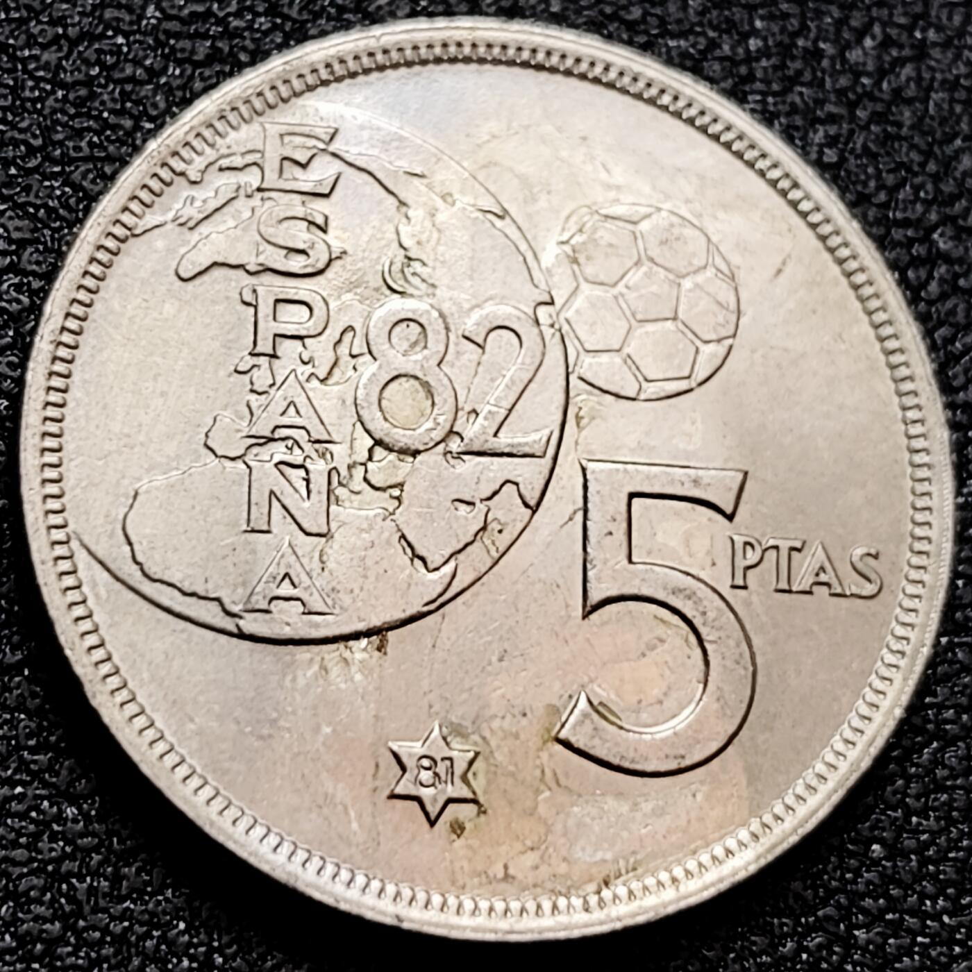 泉币菌-第158场-元旦欢乐场，开年第一场，新年快乐！（特修改截拍时间为23:30分） 。