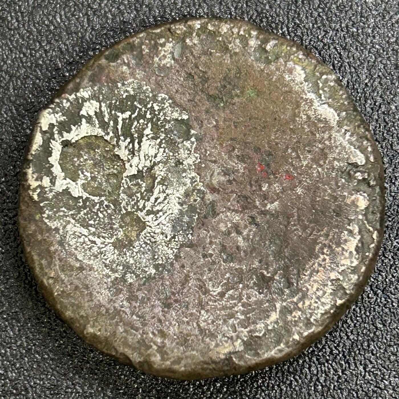 西秦中古拍卖第七十二期 泰国托克银饼 低含银量 重59.5克