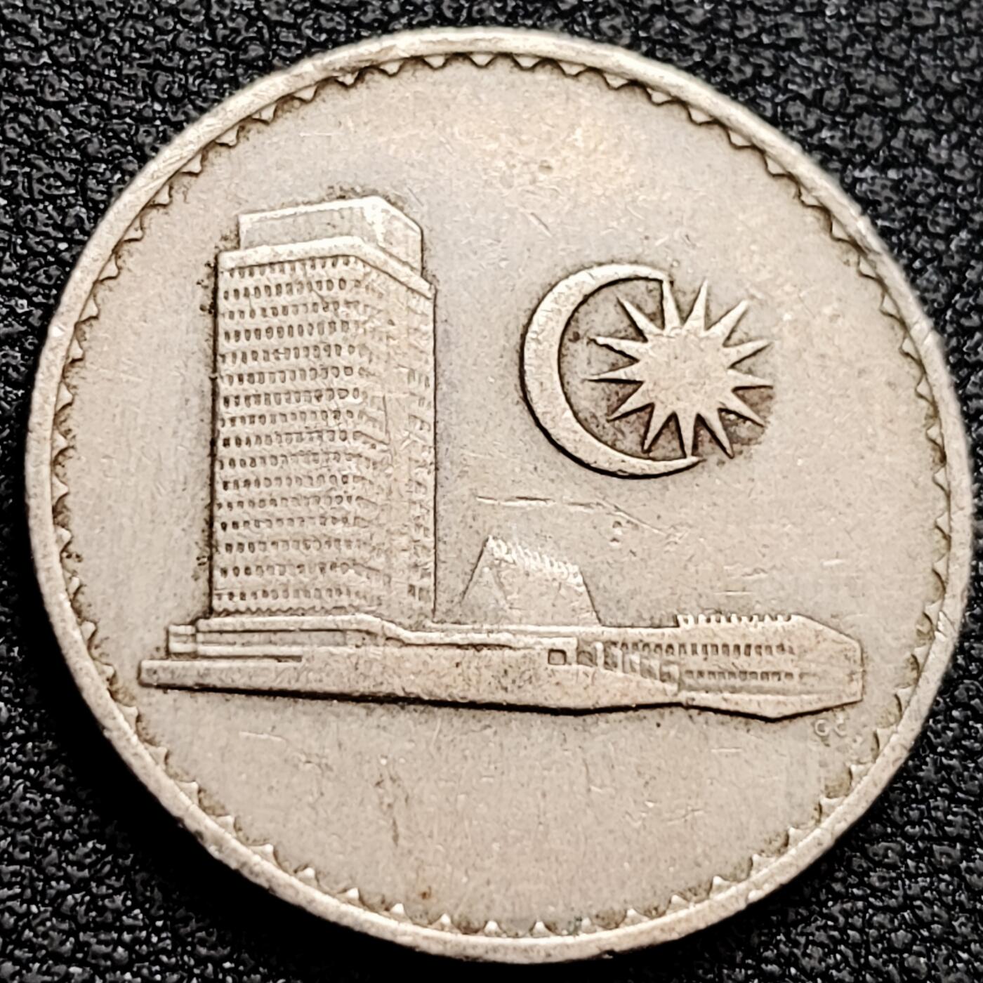 泉币菌-第158场-元旦欢乐场，开年第一场，新年快乐！（特修改截拍时间为23:30分） 。