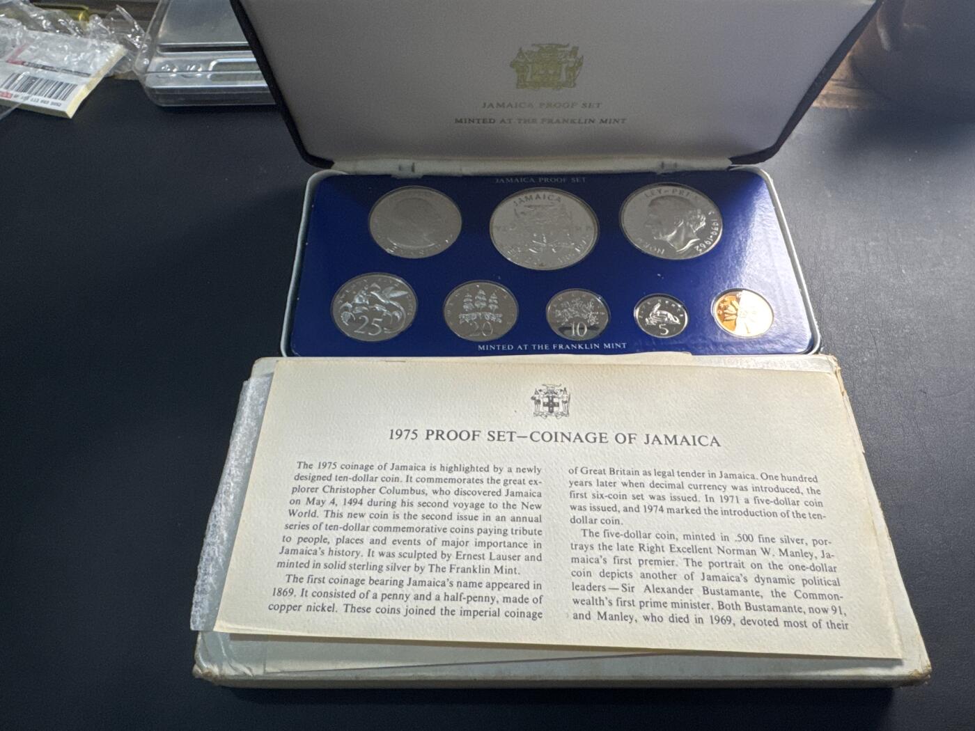 ❤️【币观天下】❤️ 第337期钱币拍卖- 2026.1.2周五晚上6点半场-长期征集拍品 牙买加1975年官方精制套币含2枚大银币42.8+41.6克925银