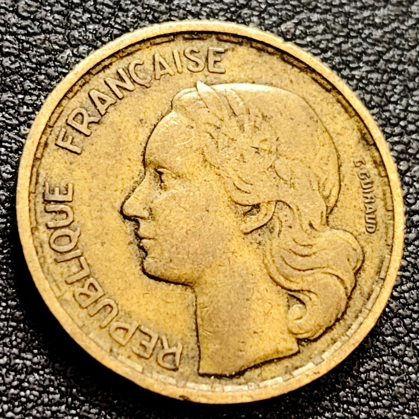 泉币菌-第158场-元旦欢乐场，开年第一场，新年快乐！（特修改截拍时间为23:30分） 。