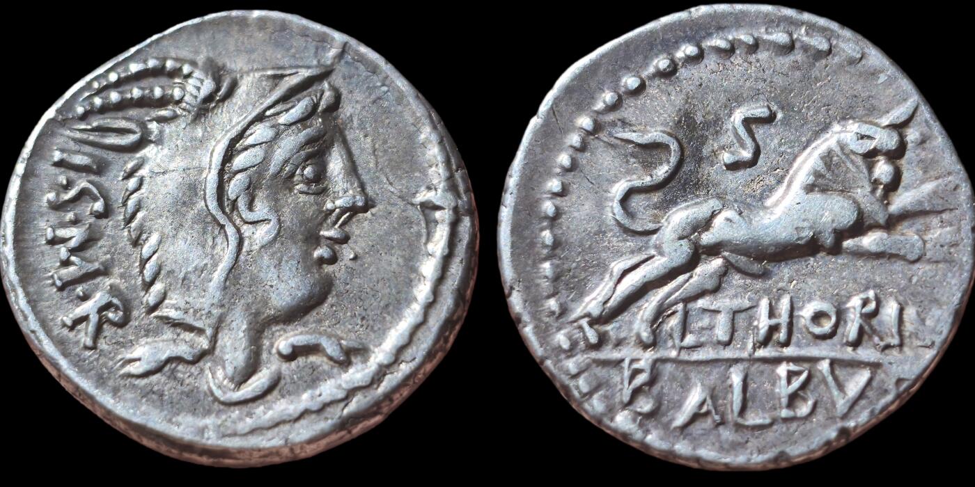 星盘世界钱币2026一月十日新年古典精品大拍 精彩纷呈 典藏极美品！古罗马共和国 朱诺第纳里银币  L·索里乌斯·巴尔布斯（L. Thorius Balbus），这是经典的一枚朱诺披山羊皮的银币，一般朱诺都长得比较丑，但是这一枚算是比较漂亮的