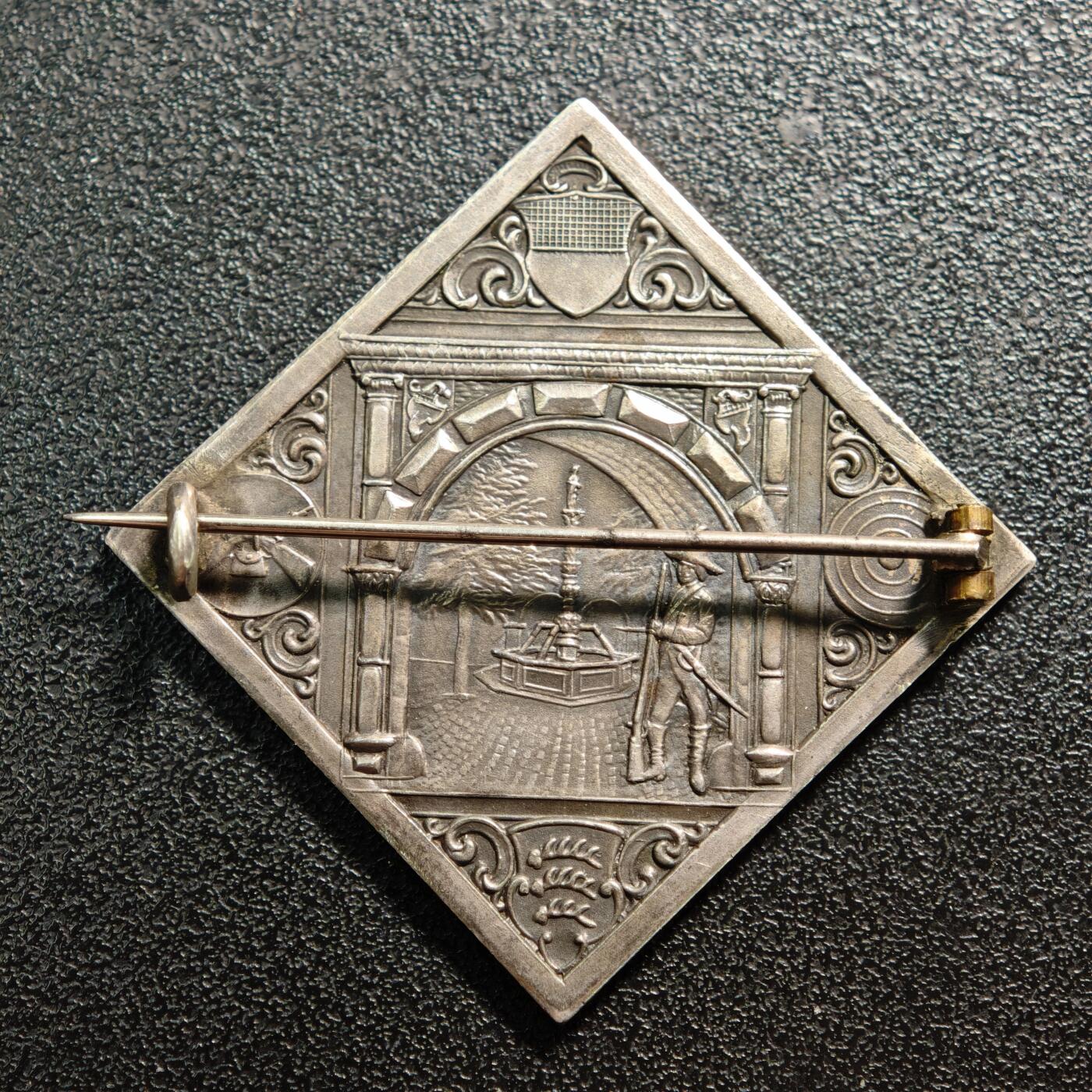 【德藏】世界币章拍卖第160期 1924年 德国符腾堡第29届州射击赛银质纪念章矩形胸针 直径约：31.3mm×31.3mm；重约：16.1g