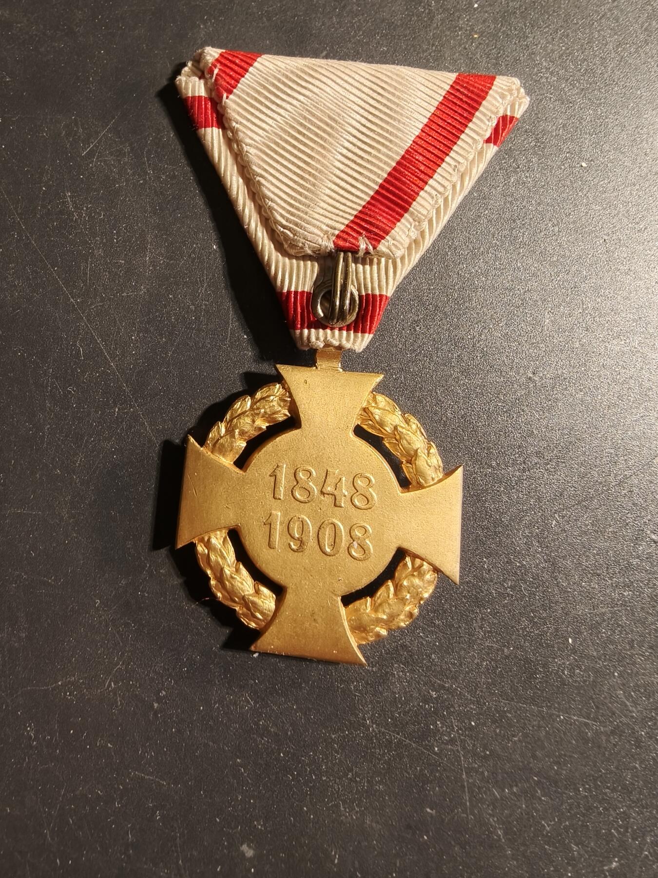 老王徽章第173期 奥匈帝国弗朗茨加冕60周年纪念章