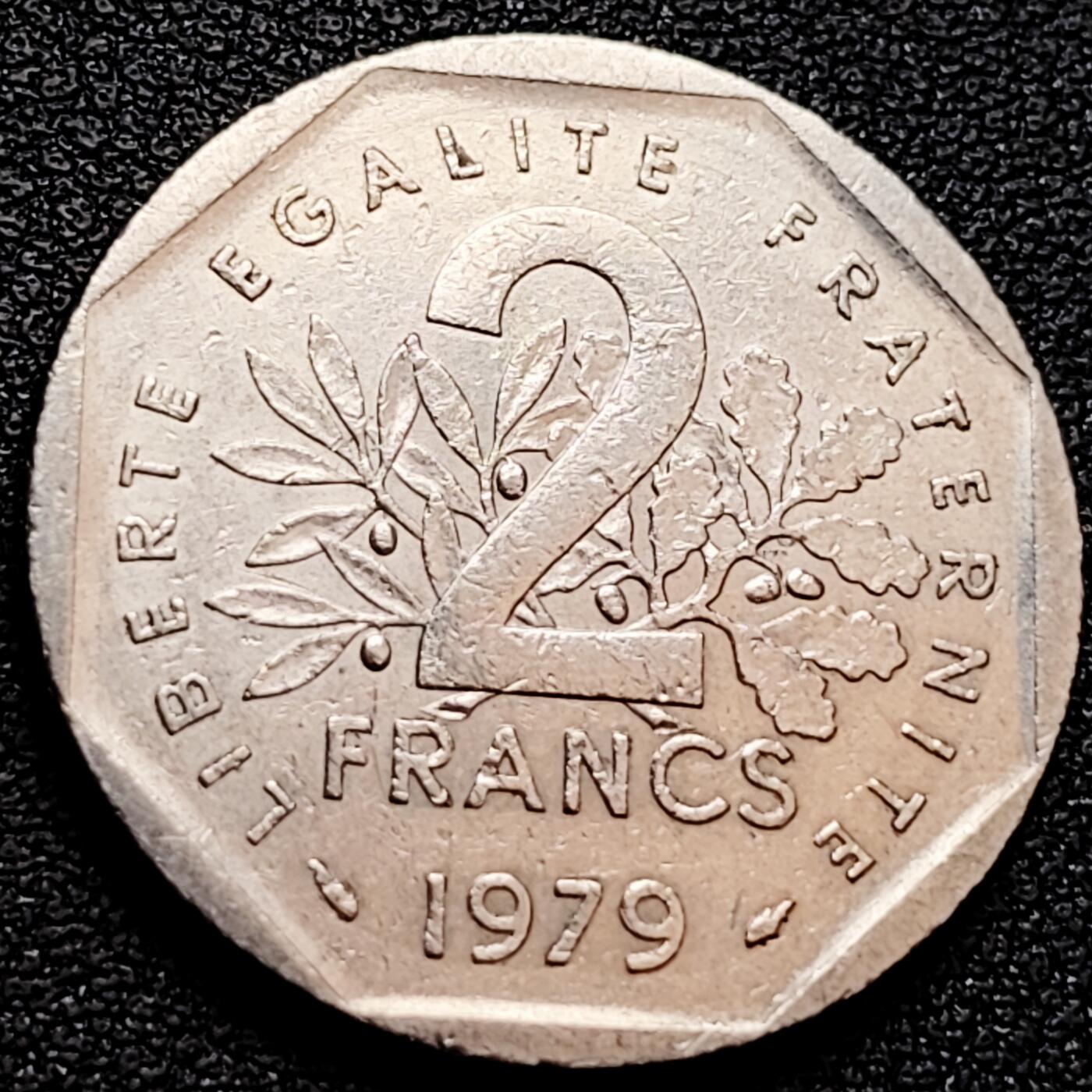 泉币菌-第158场-元旦欢乐场，开年第一场，新年快乐！（特修改截拍时间为23:30分） 。