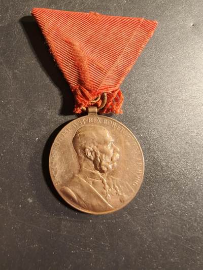 老王徽章第173期 - 奥匈帝国弗朗茨加冕50周年纪念章