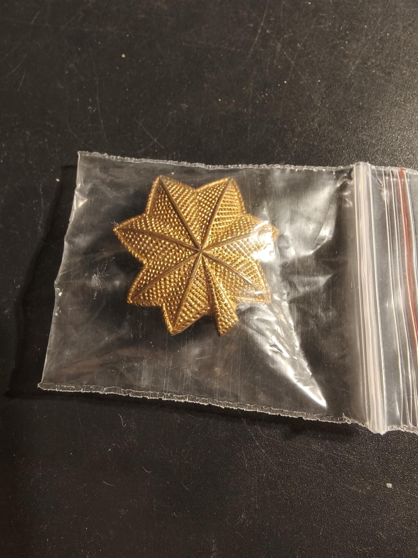 老王徽章第173期 美国陆军少校军衔领章    二战时期横针版