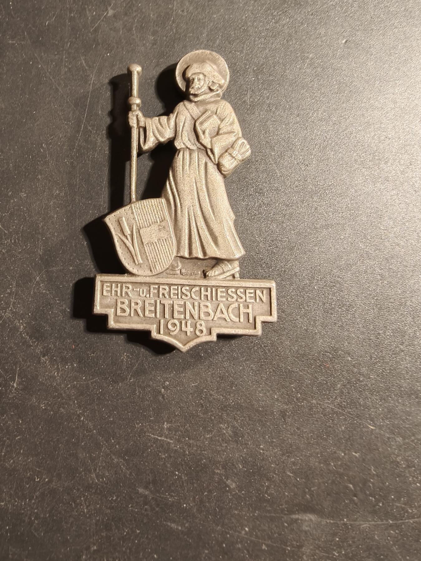 老王徽章第173期 瑞士1948年布赖滕巴赫荣誉射击节证章