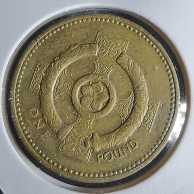 沼泽如烟--第951场 - 英国2001年1磅