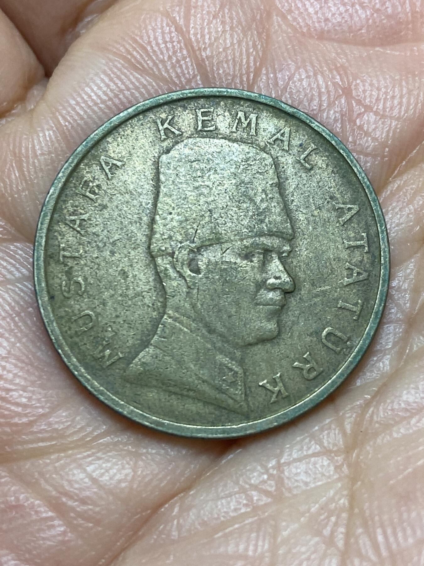 2026年第三场(总第一百七十二场）外国好品散币场(免佣金) 土耳其🇹🇷1999年10万里拉(共和国成立75周年纪念币)