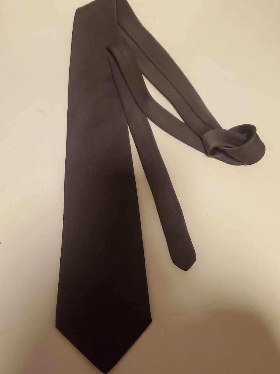 韵星假日拍卖第三十五期 -- Rimey Holidays Auction 34 民主德国人民军领带 原品无损 背带厂标setura厂