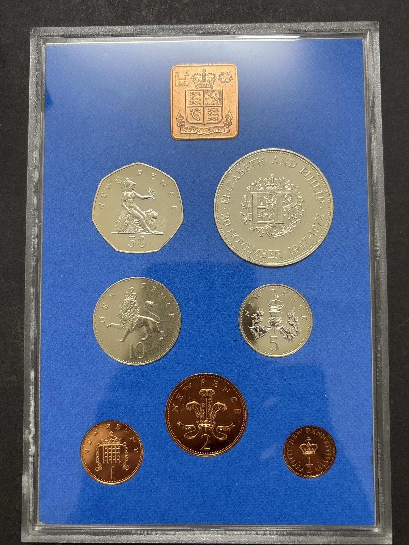 文馨钱币收藏 迎新纳福2026新年第一场（第 287 场）金银老铜币拍卖 原封原盒全新  1972 年英国精制币带铜章一套