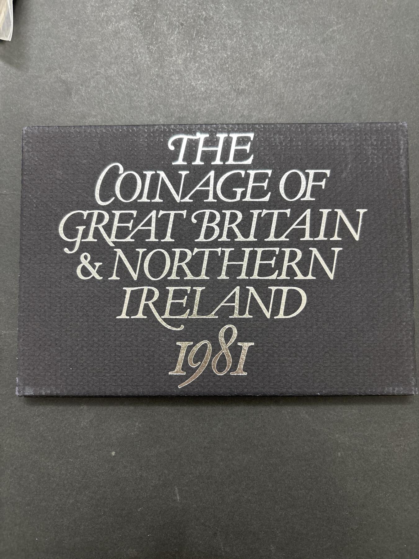 文馨钱币收藏 迎新纳福2026新年第一场（第 287 场）金银老铜币拍卖 原封原盒全新  1981 年英国 1/2 便士--50 便士带彩精制币带铜章一套