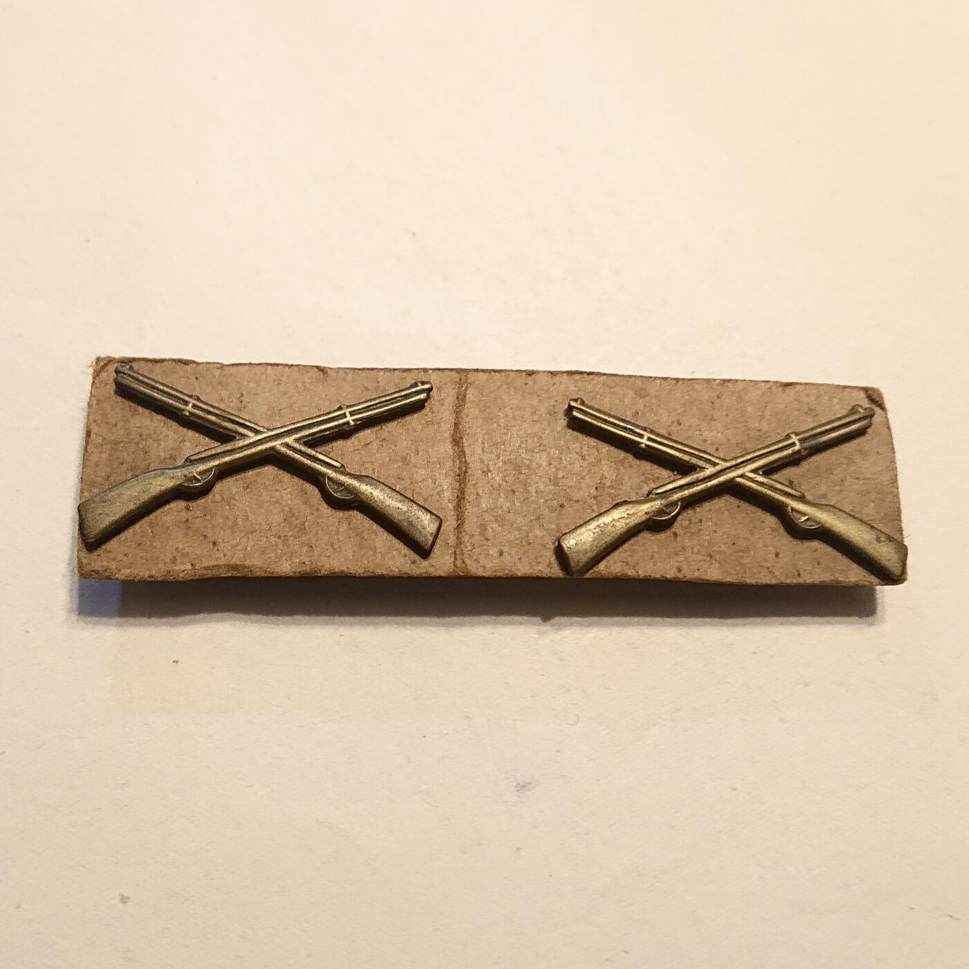 【第肆場】近代勋奖章徽章服饰杂项专场