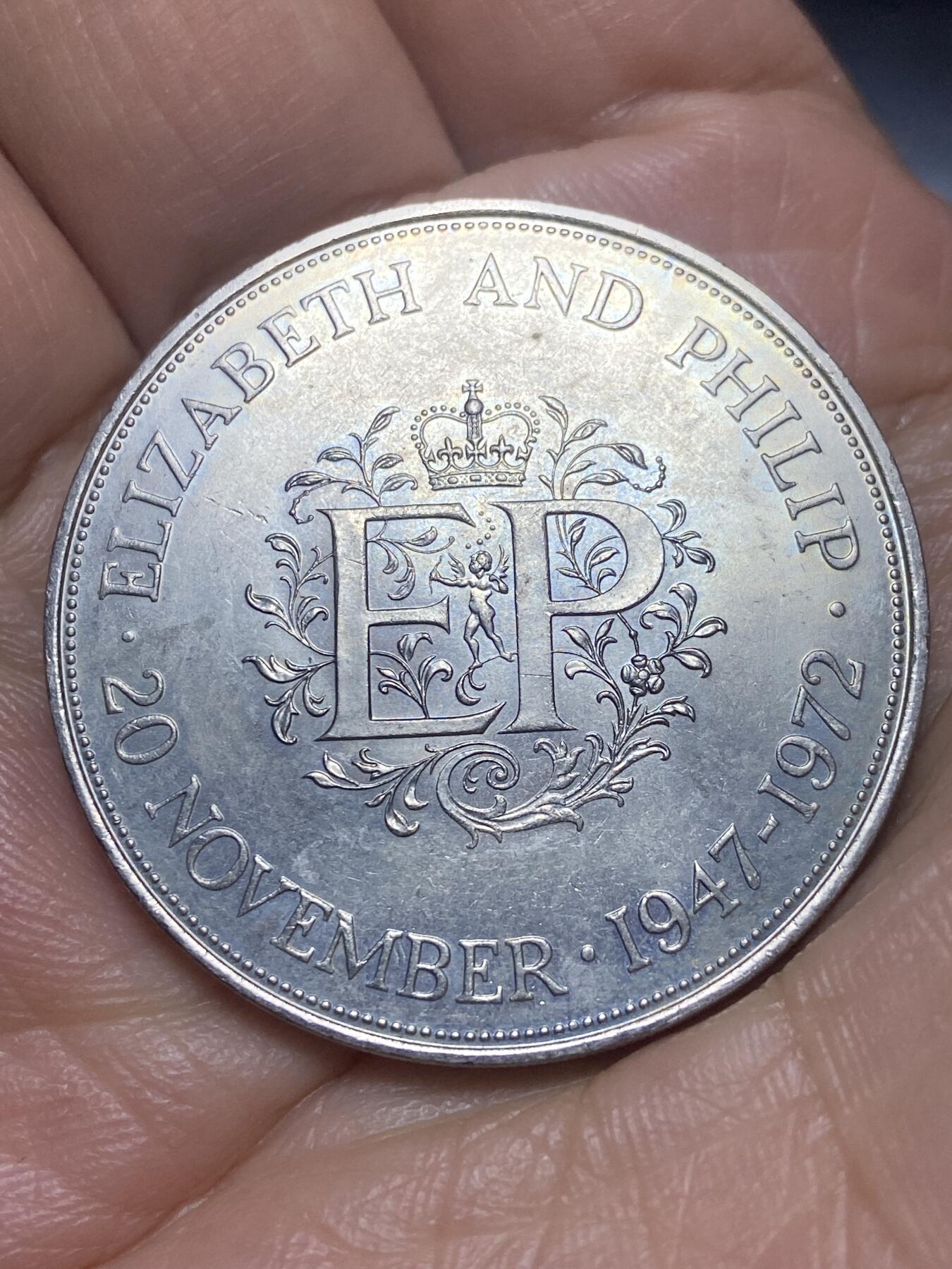 2026年第三场(总第一百七十二场）外国好品散币场(免佣金) 英国🇬🇧1972年25便士克朗型币(伊丽莎白二世和菲利普亲王25周年银婚纪念币)