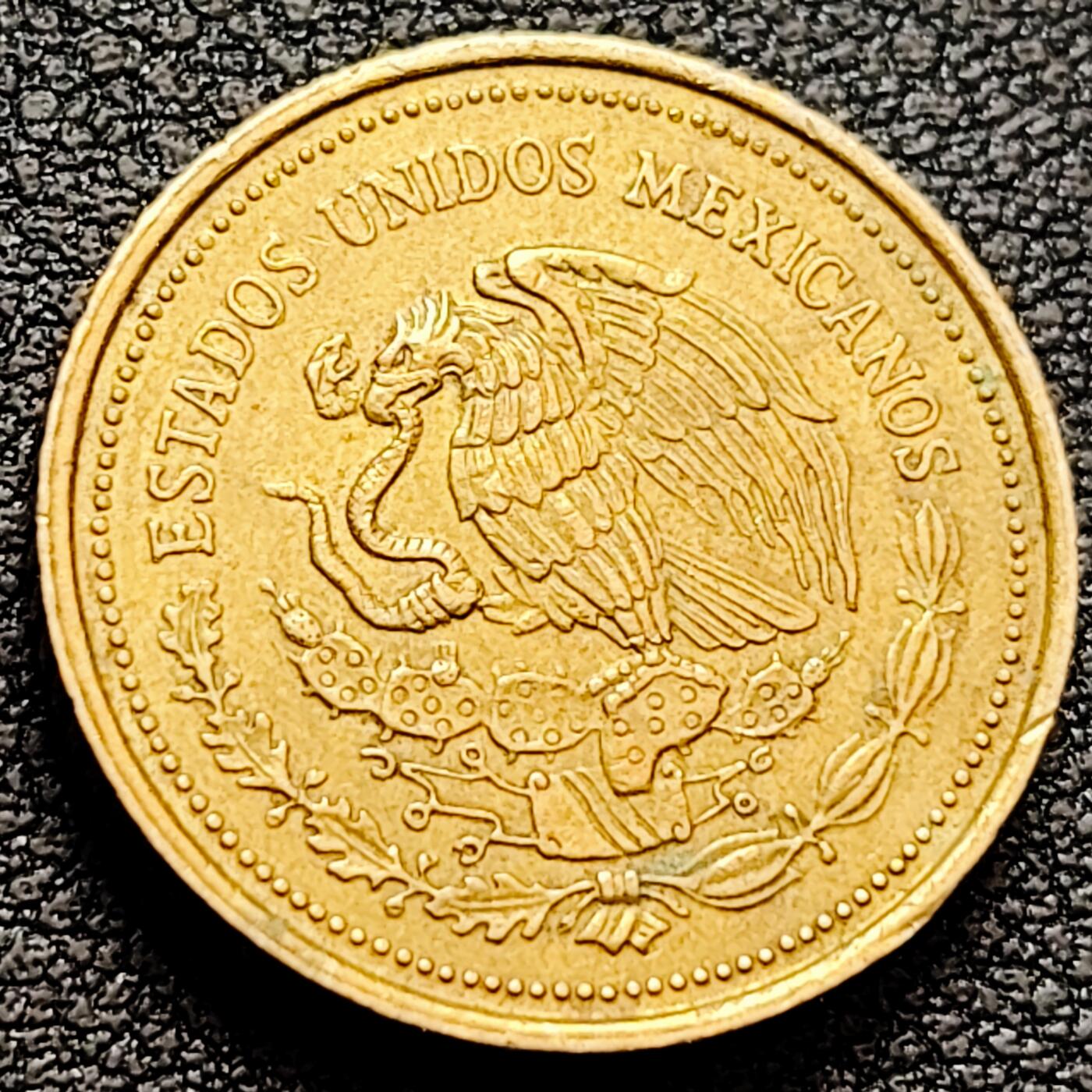 泉币菌-第160场-新年第三场 精品福利场 维克多 墨西哥1985年20比索黄铜硬币 鹰蛇仙人掌21mm 5.96克