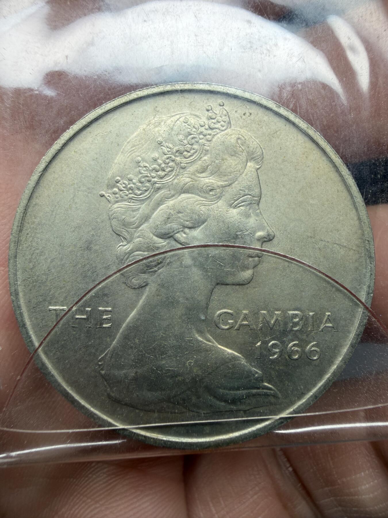 2025年集古藏今外币拍卖第十一期-第7场—（总第297拍），可以寄存60天，满160元包邮。 1966年冈比亚4先令大鳄鱼