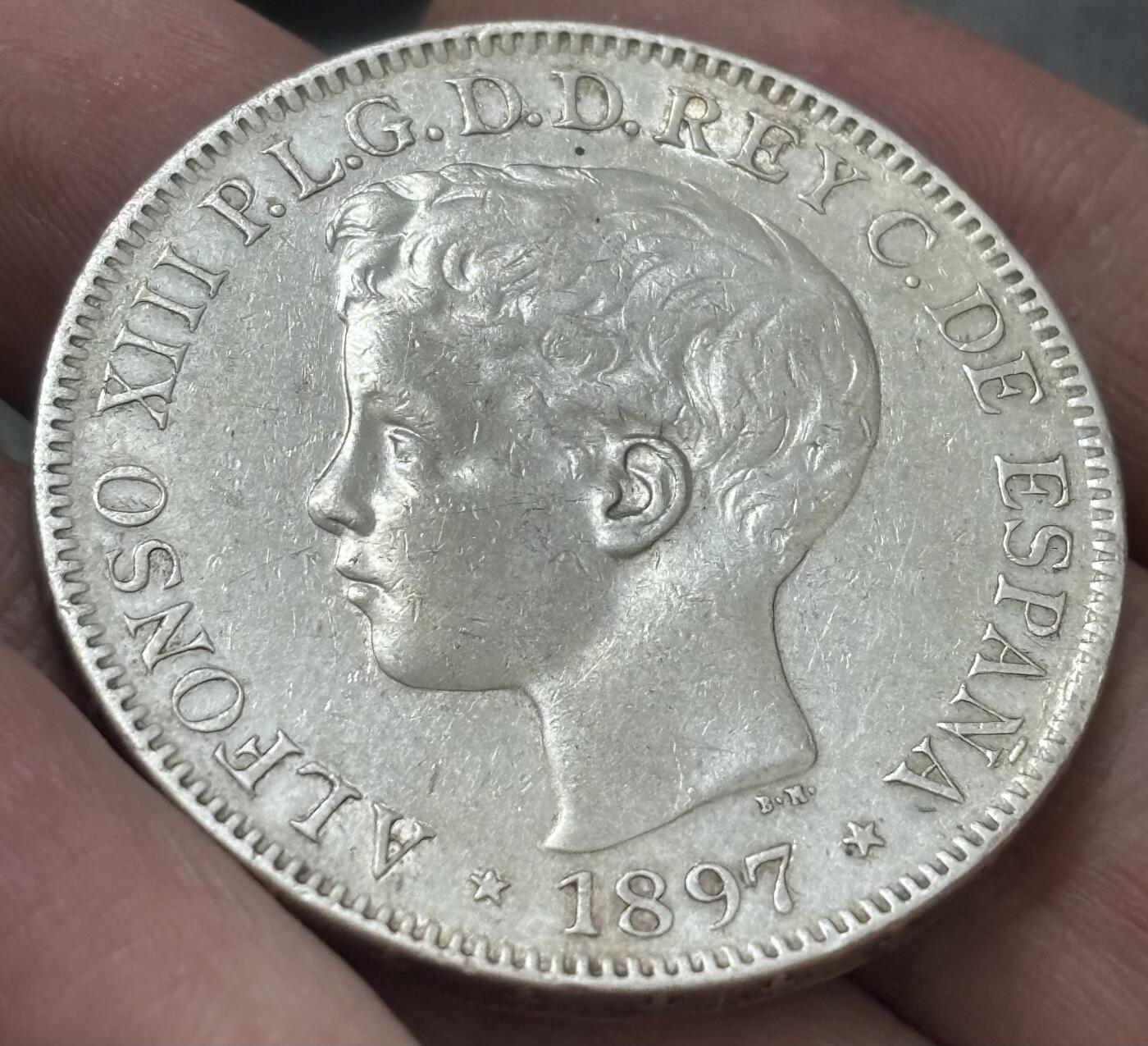 文馨钱币收藏 迎新纳福2026新年第一场（第 287 场）金银老铜币拍卖 稀少带光极美品 1897 年西属菲律宾阿方索十三世 1 比索大银币，独年份版，这种流通品相已经算是非常不错的