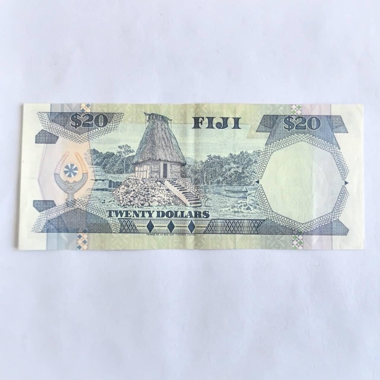 各国外币第106期 无佣金 斐济20元尾87（签名1）