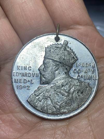 2026年第三场(总第一百七十二场）外国好品散币场(免佣金) - 好品–英国🇬🇧纪念章，白鑞材质，直径38.9毫米，厚2.4毫米，重17.23克(1905–1906年准时出勤奖章，授予J. MONK)