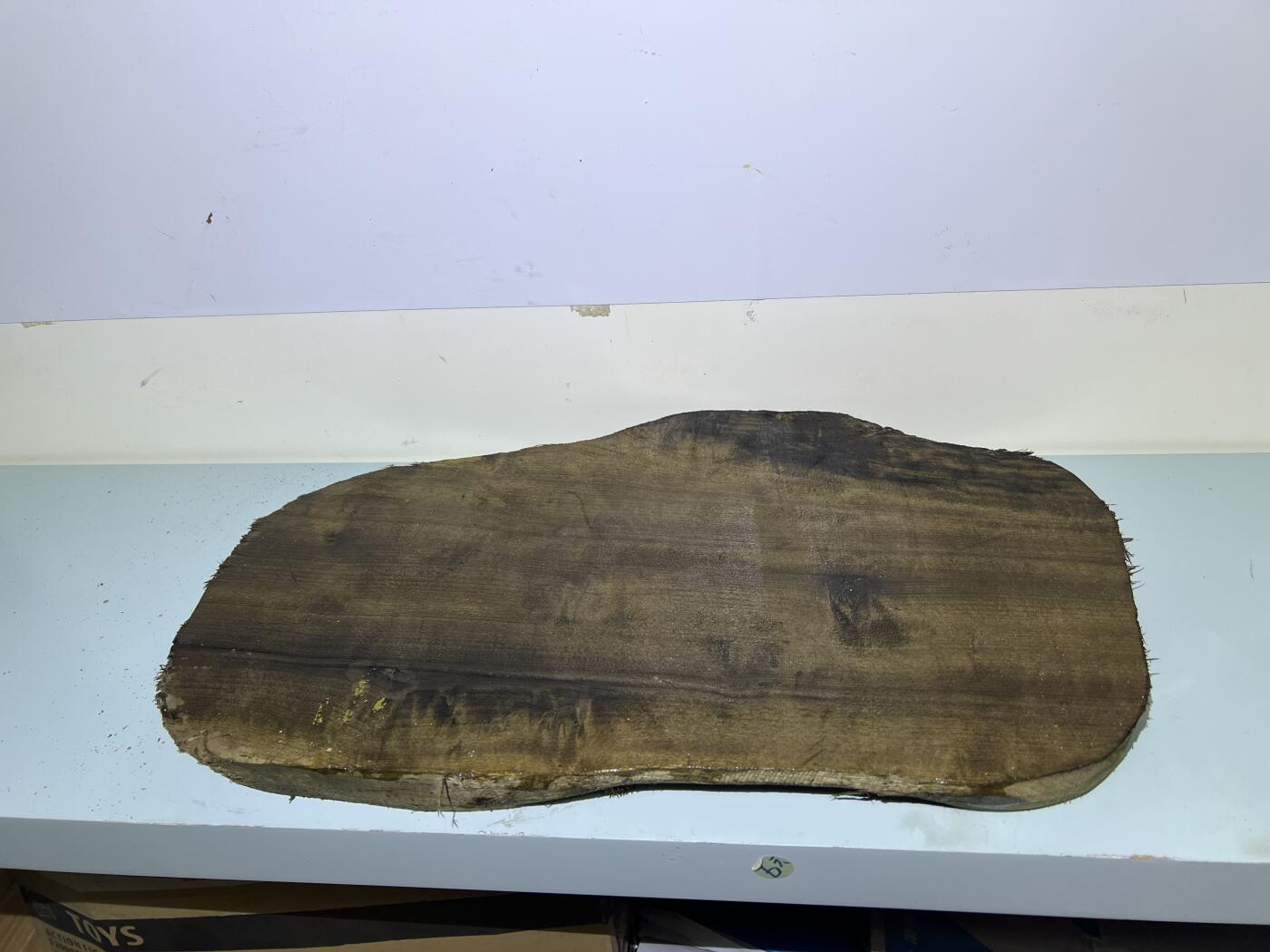 零元拍： 1231-3金丝楠 茶盘，尺寸约515/240/290/厚40MM，满果香，满金丝满水波，未上漆上蜡。重量约4.5公斤