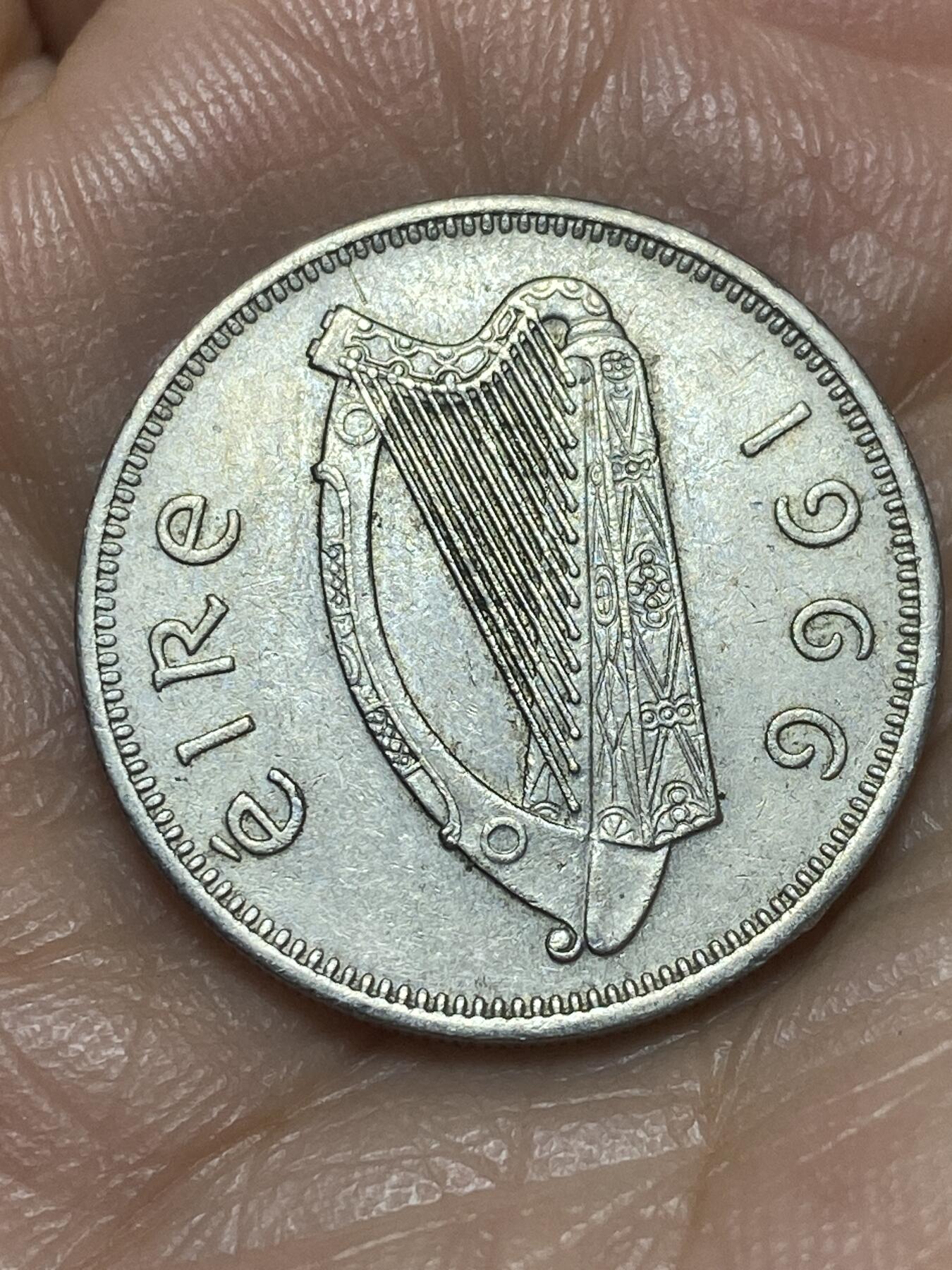 2026年第三场(总第一百七十二场）外国好品散币场(免佣金) 爱尔兰🇮🇪1966年1先令(共和国时期第一套第二版)