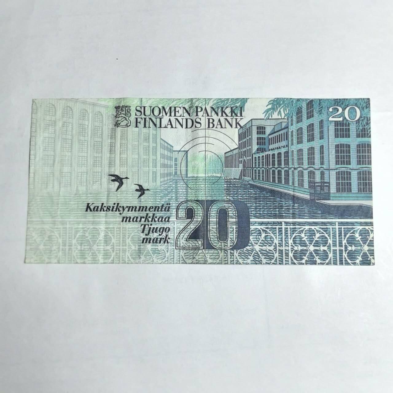 各国外币第106期 无佣金 芬兰20马克尾71（签名3）
