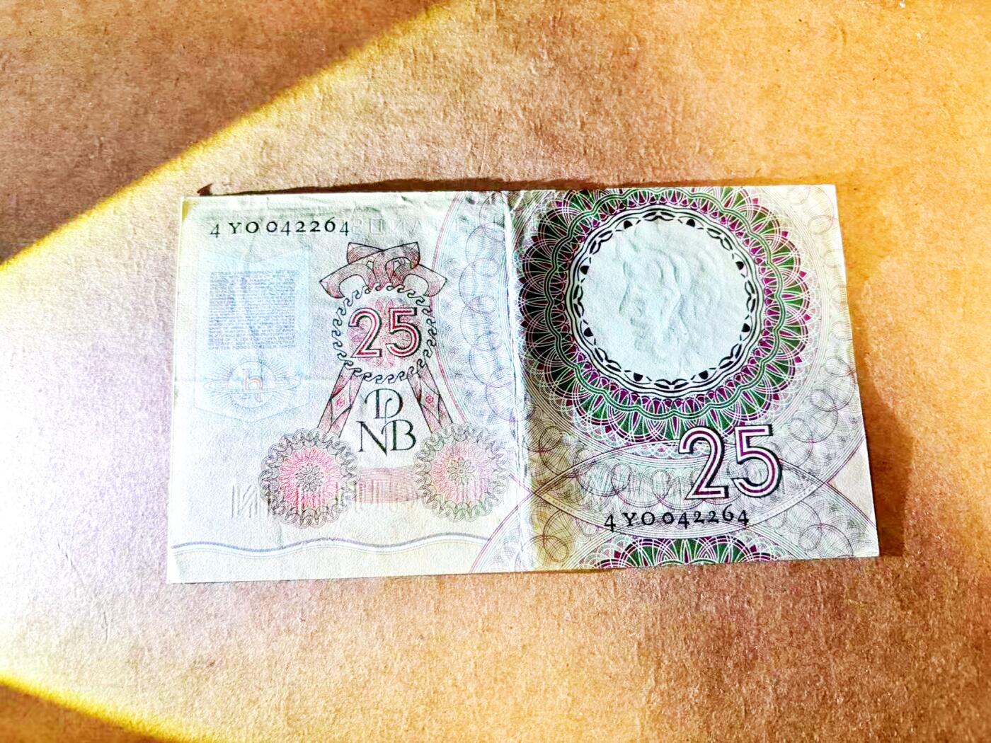 【Blue Auction】世界纸币精拍第771期——18级TOP拍卖/信誉/品质/专业/高效💫 荷兰 1955年25盾 惠更斯 流通品相