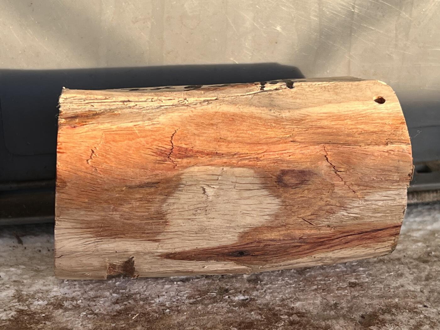 零元拍：  NO56-2 海南黄花梨原料。尺寸约105/50/50MM