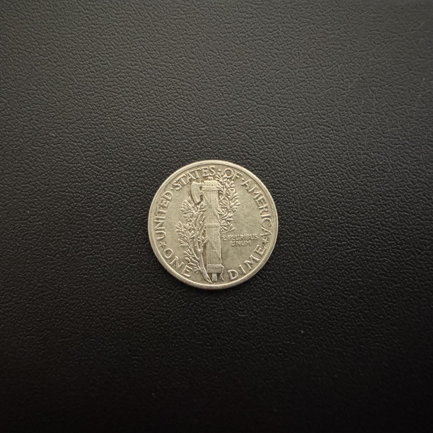 【铜匠收藏】★第135加场★客户代拍 银币场。不寄存，150包邮。不满150元，支付5元运费。《接受代拍 代送NGC评级》 美国1941年墨丘利10美分银币 2.5g 90%银