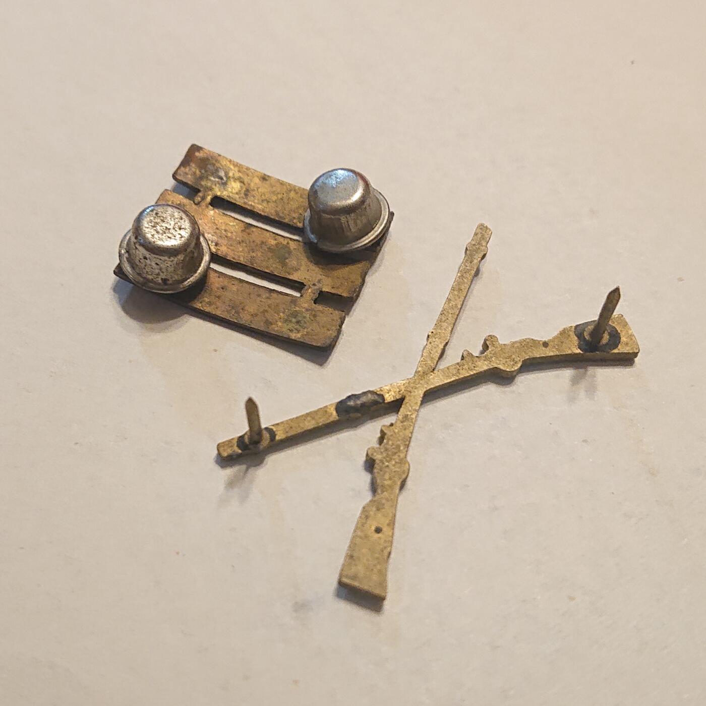 【第肆場】近代勋奖章徽章服饰杂项专场 民国步兵上尉阶级符号领花