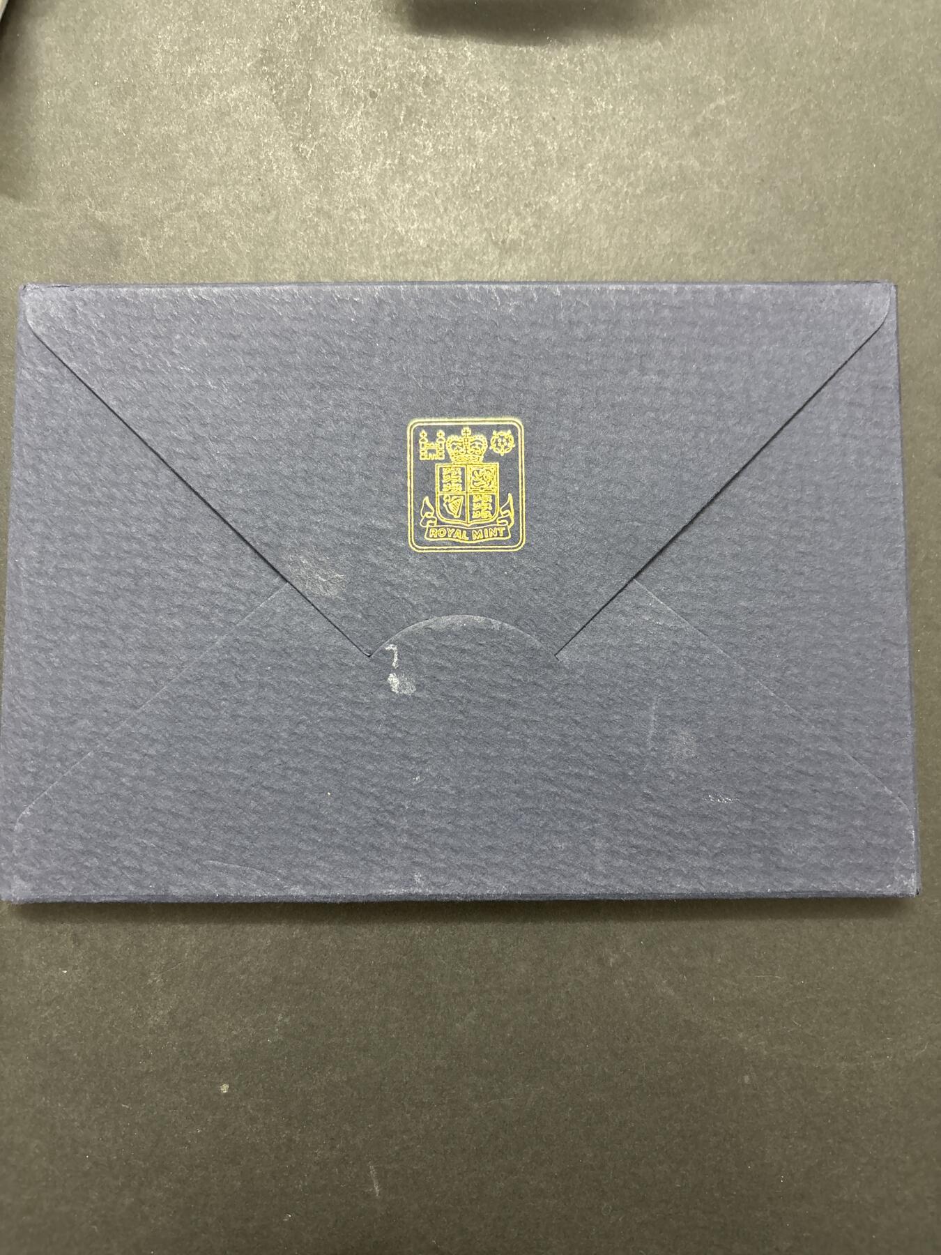 文馨钱币收藏 迎新纳福2026新年第一场（第 287 场）金银老铜币拍卖 原封原盒全新  1972 年英国精制币带铜章一套