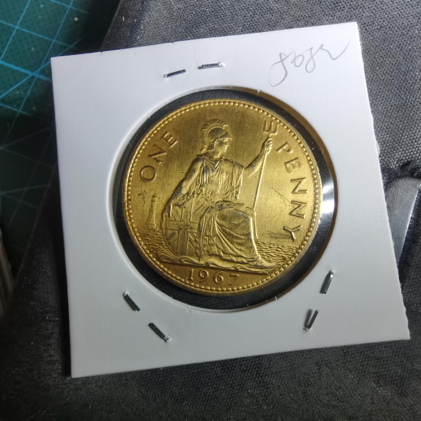 沼泽如烟--第950场 英国1967年1便士镀金