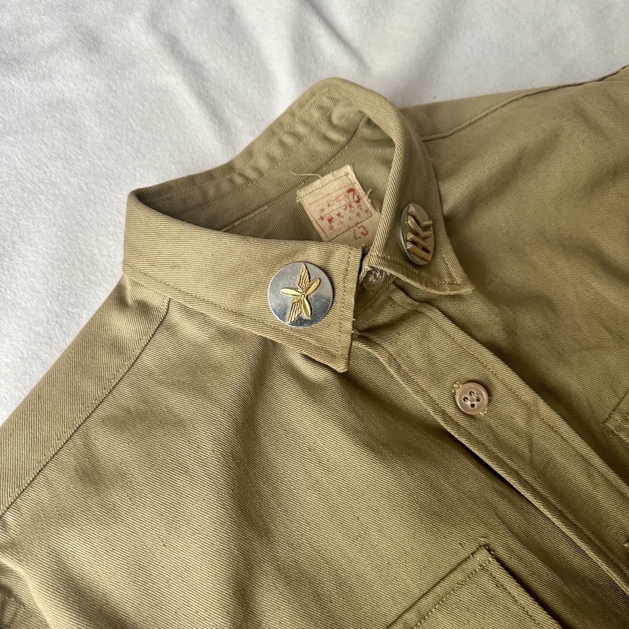 【第肆場】近代勋奖章徽章服饰杂项专场 民国 48年度空军飞官卡其重磅棉作战服—含原衣标—肩宽约44cm 袖长约59cm